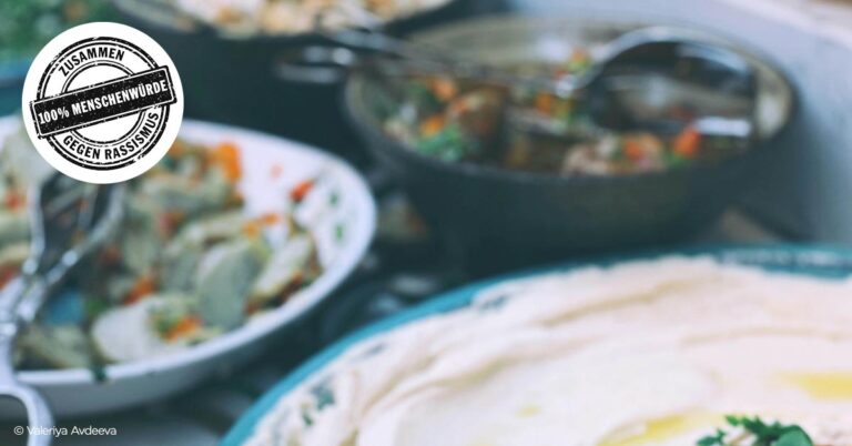 »Iftar für alle – Gemeinsames Fastenbrechen im Rathaus« – Kulturveranstaltung