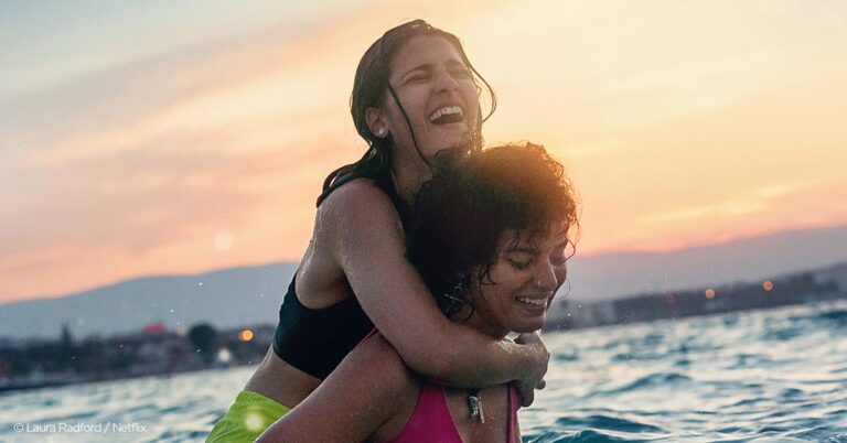 »Die Schwimmerinnen« – Interkulturkino